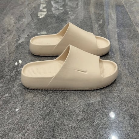 Nike Terlik Modeli
