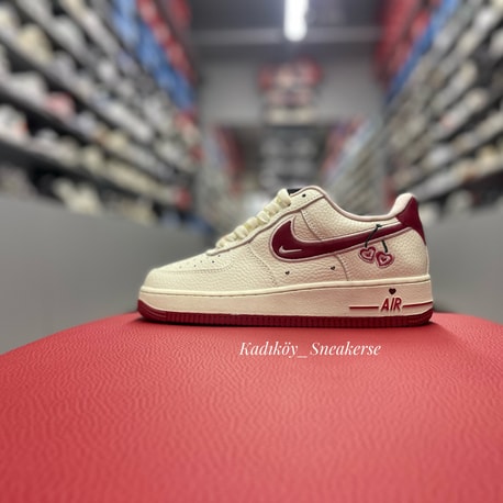 Nike Air Force 1