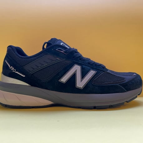 New Balance 990V5