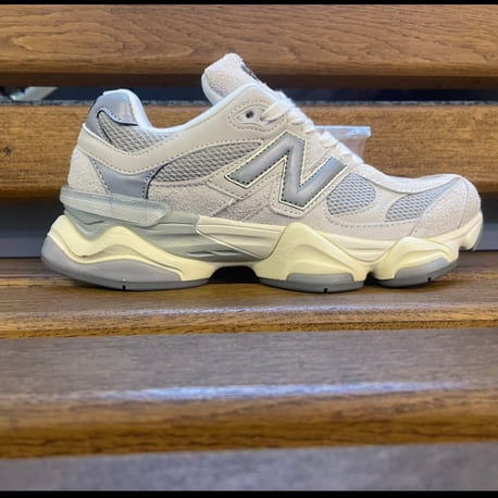 New Balance 9060 Modeli