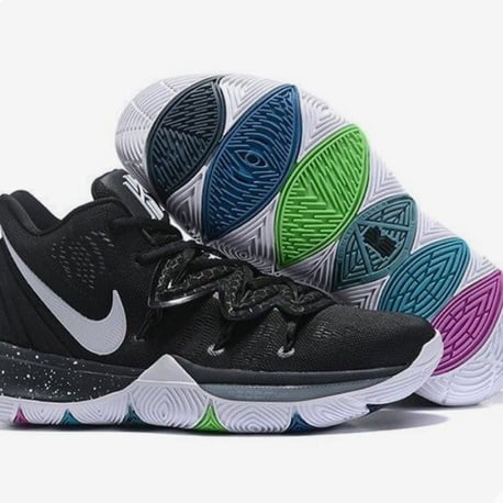 Kyrie 5 Black